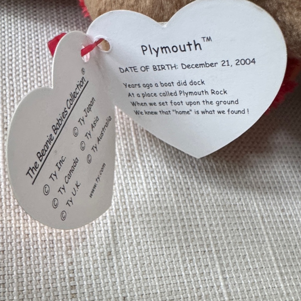 Ty Beanie Baby “Plymouth” the Bear - Picture 8 of 8